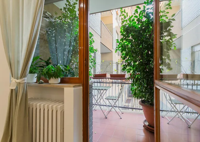 Petershouse Apartment