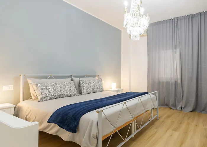 Petershouse باري